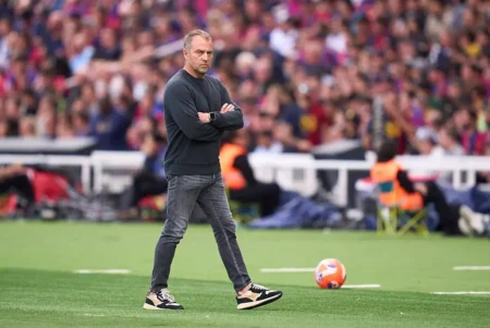 Hansi Flick repete feito de Guardiola no Barcelona: entenda