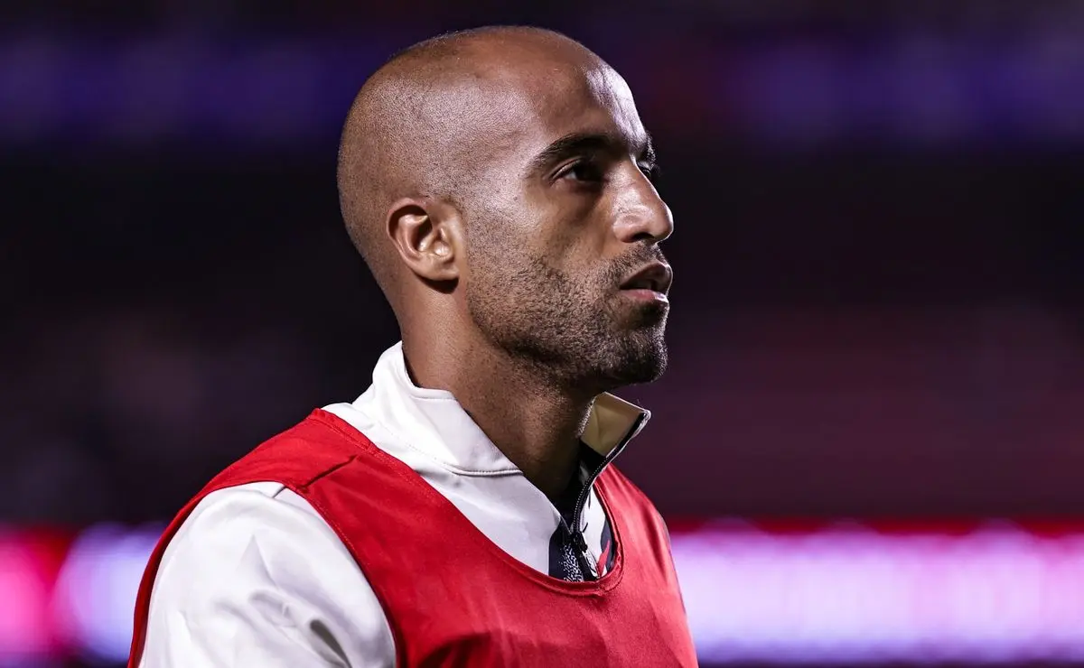 Lucas Moura Ausente: Zubeldía Explica Situação e Detalhes da Conversa