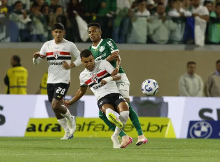 Alisson atinge 15 jogos seguidos e acende alerta no São Paulo; confira as alternativas