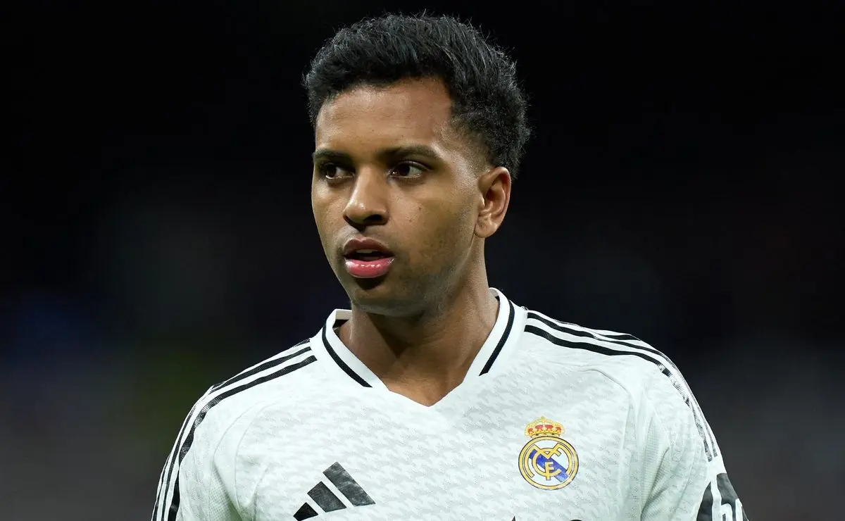 Rodrygo deixa o Real Madrid: Futuro do ex-Santos em foco