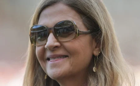 Leila Pereira define renovação de Abel Ferreira com aumento salarial no Palmeiras