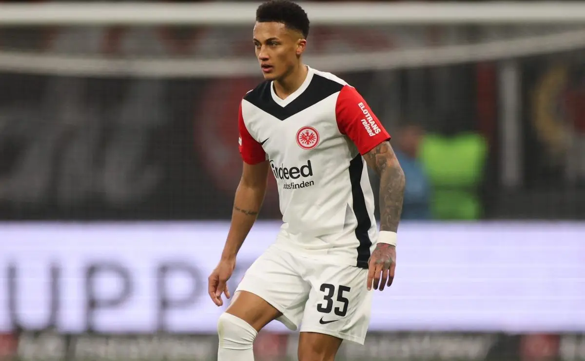 Zagueiro alemão confirma sondagens e revela sonho de jogar no São Paulo, alvo do Botafogo