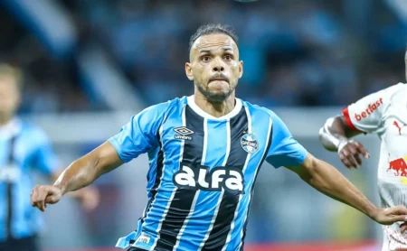 Grêmio em busca da liderança na Sul-Americana, próximo da classificação