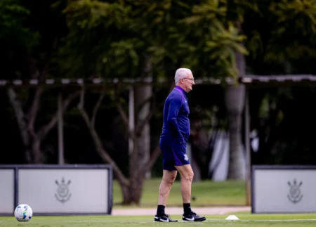 Corinthians Inicia Preparativos para Jogo Crucial na Sul-Americana Após Reapresentação