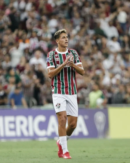 Bernal, do Fluminense, fora da Copa do Mundo de Clubes por lesão na coxa.