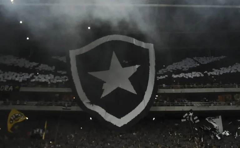 Botafogo: 17 mil ingressos vendidos para jogo contra o Estudiantes-ARG.