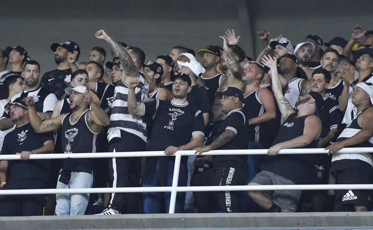 Gaviões da Fiel denuncia páginas falsas de doações para a Neo Química Arena.