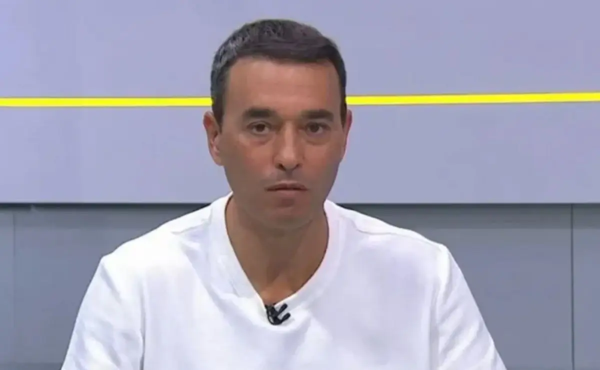 Rizek critica público no Nilton Santos após goleada do Botafogo sobre o Inter.
