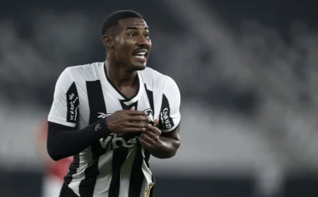 Botafogo Confia em Histórico no Nilton Santos para Avançar na Libertadores