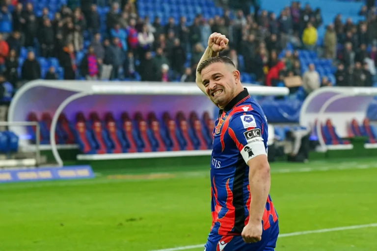 Shaqiri Conduz Basel ao Título Suíço na Temporada de Retorno
