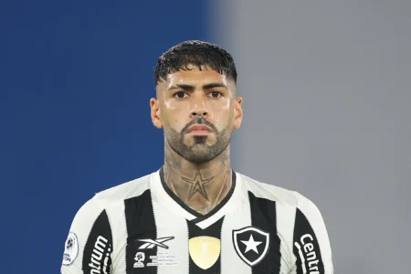 Botafogo: Barboza e Artur entre os titulares para confronto decisivo na Libertadores