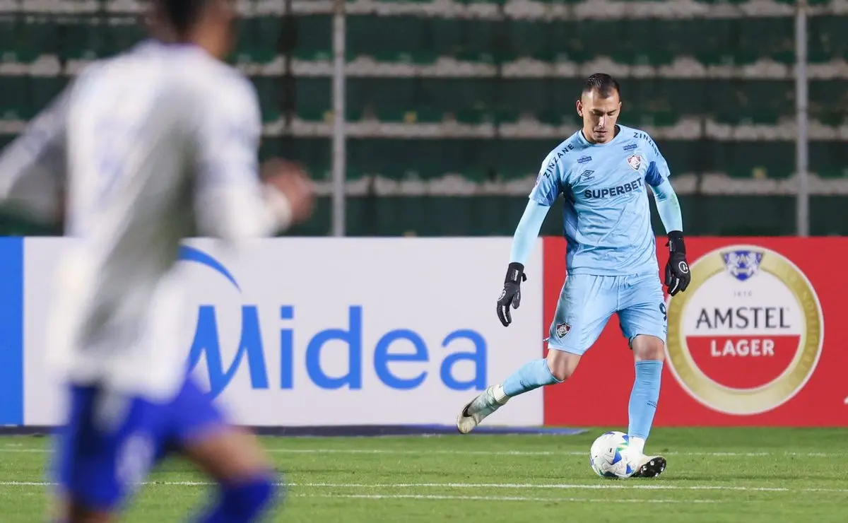 Vitor Eudes iguala número de jogos de 2024 em cinco meses, como suplente de Fábio, na temporada atual