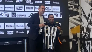 Dudu, apresentado pelo Atlético-MG, declara: "Tenho a cara do Galo"
