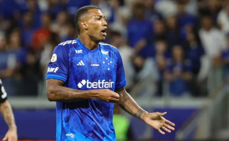 Flamengo considera Walace, do Cruzeiro, porém jogador não é prioridade