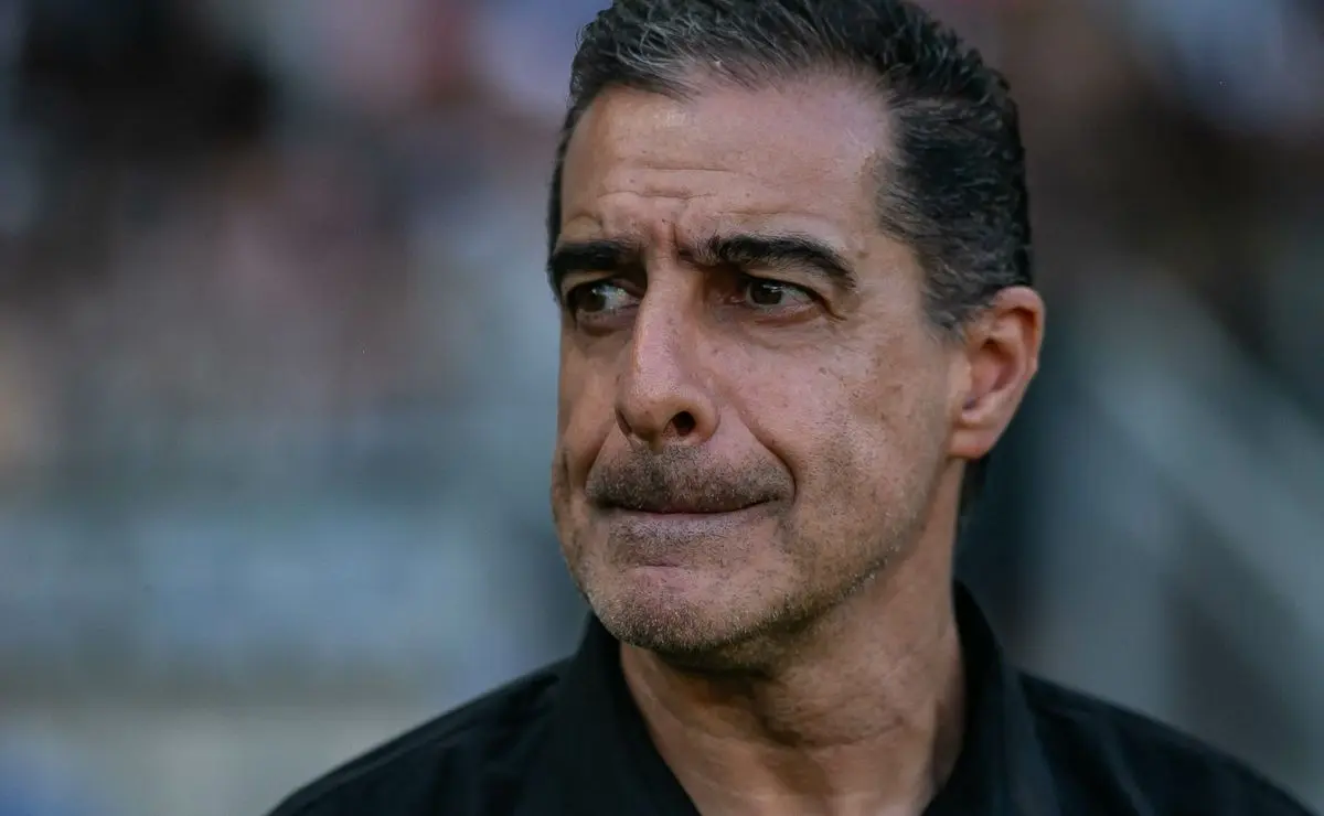 Desfalques do Botafogo: Paiva confirma ausências contra Estudiantes e Flamengo