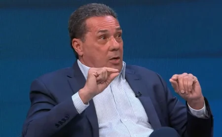 Luxemburgo comenta quarteto ofensivo na estreia de Ancelotti na Seleção Brasileira.