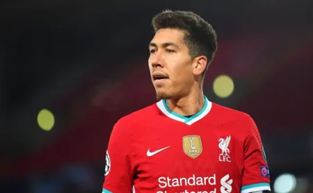 Flamengo considera negociação com Roberto Firmino, porém José Boto mantém cautela