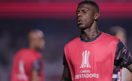 São Paulo: Arboleda e Oscar são cotados para titulares contra o Libertad