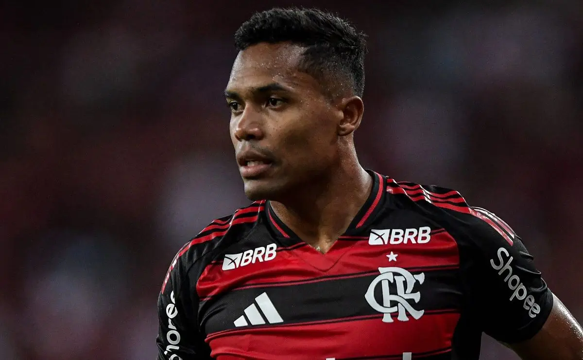 Alex Sandro Avalia Fase do Flamengo na Libertadores e Destaca Trunfo Diante da LDU