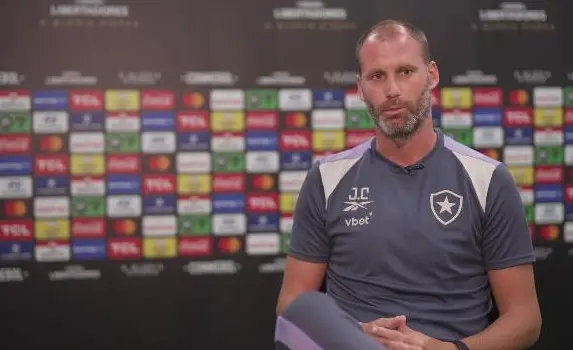 Legado do capitão: Carli emocionado com a postura de Marlon Freitas no Botafogo.
