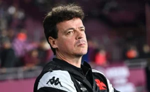 Diniz Perde na Estreia pelo Vasco e Foca em Sequência de Cinco Jogos no Rio