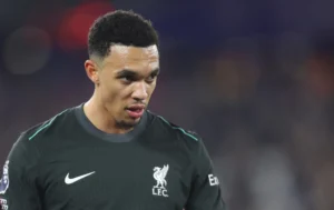 Real Madrid Solicita Liberação Gratuita de Alexander-Arnold ao Liverpool para o Mundial de Clubes