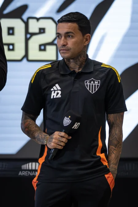 Dudu fala sobre gramado do Atlético-MG, Cuca e declaração: "Ele me faz render mais"