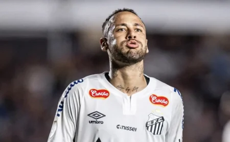 Santos Adia Retorno de Neymar Contra o Corinthians: Calma na Decisão