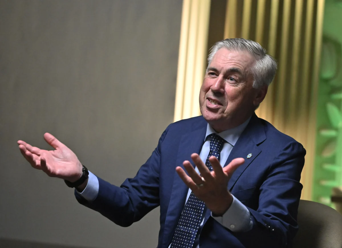 Ancelotti almeja comandar a Seleção no Maracanã e destaca Ronaldo como o maior brasileiro sob seu comando