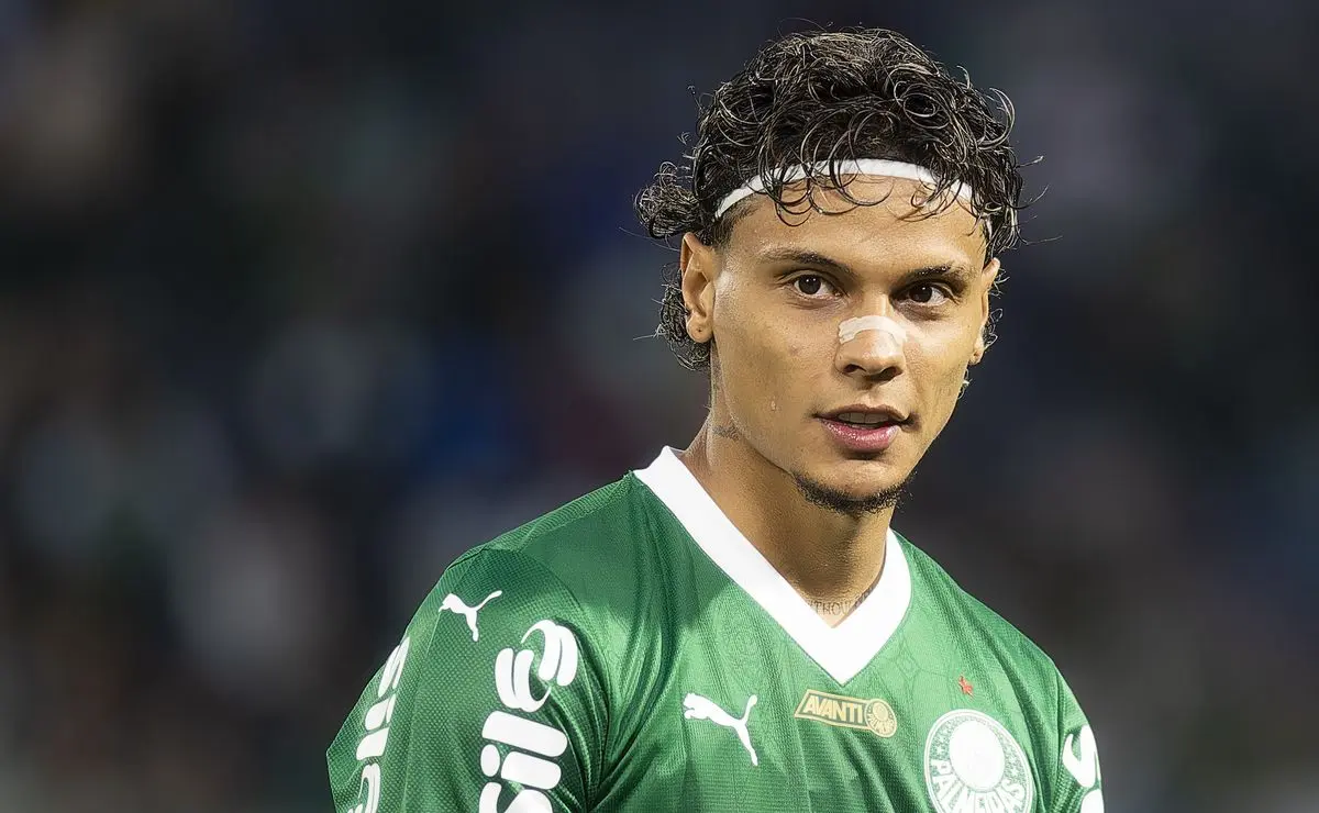 Fulham planeja oferta por Richard Ríos após o Mundial; Palmeiras exige valor alto