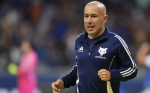 Jardim recebe apoio da torcida do Cruzeiro após queda na Sul-Americana