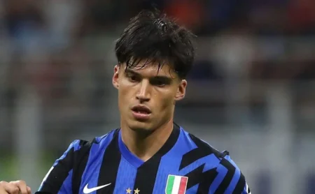 Internacional busca centroavante e descarta Joaquín Correa por estilo de jogo