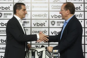 Botafogo: um mês para a Copa do Mundo de Clubes e as prioridades no mercado.