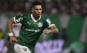 Paulinho: Chance de titularidade no Palmeiras retorna ao Allianz.