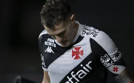 Vegetti em Má Fase: Números do Artilheiro do Vasco na Temporada