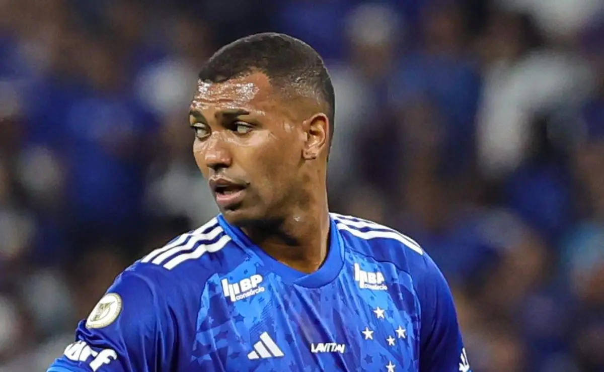 Cruzeiro: Torcida aprova lista de dispensa com Lautaro Díaz, Walace, William e Gamarra