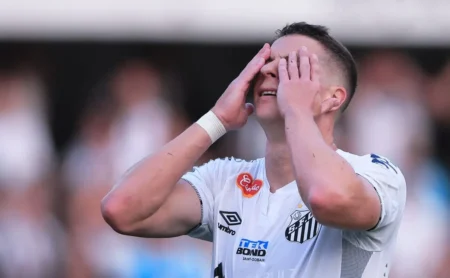 Furch reintegrado: desempenho no Santos gera debate