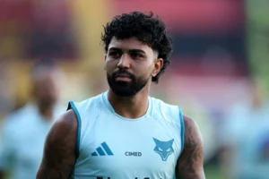Gabigol, atacante do Cruzeiro, é vítima de golpe digital e reporta o incidente; confira os pormenores