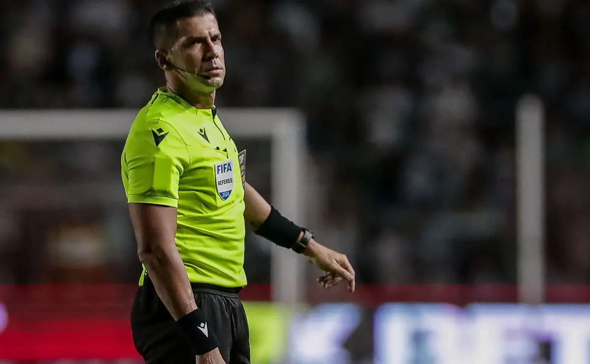 Bruno Arleu escalado pela CBF para o clássico Flamengo x Botafogo