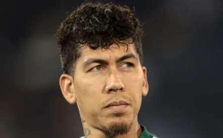 Firmino no Botafogo: Jornalista nega acerto