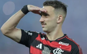 Léo Ortiz celebra triunfo contra a LDU e vislumbra futuro do Flamengo: “Não desejaríamos”
