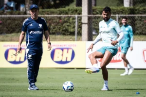Cruzeiro: Jardim conta com força máxima e tem time definido para o clássico; confira a escalação