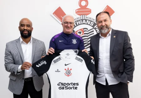 Corinthians: Presidente promete reforços para Dorival Júnior na janela.