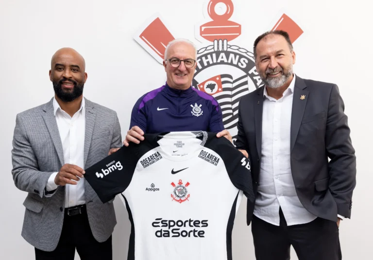 Corinthians: Presidente promete reforços para Dorival Júnior na janela.
