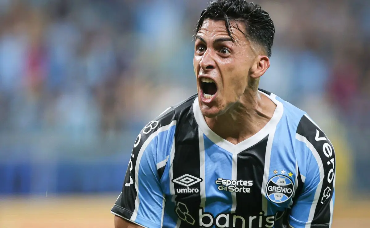Schelotto Solicita Pavón e Vélez Sarsfield Considera Troca com o Grêmio