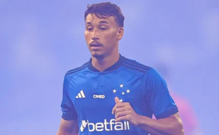 Japa Realiza "Treino Parcial" e Possibilidade de Reforço no Clássico Mineiro