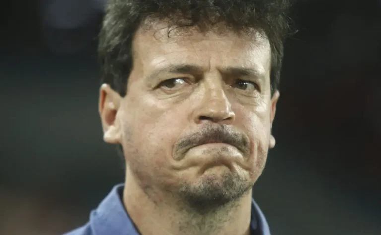Diniz autoriza mais uma saída do Vasco após Souza e Capasso rescinde.