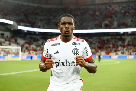 Flamengo: Evertton Araújo na vaga de Gerson contra o Botafogo?