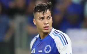 Kaio Jorge foca em Cruzeiro x Atlético-MG e envia mensagem à torcida cruzeirense