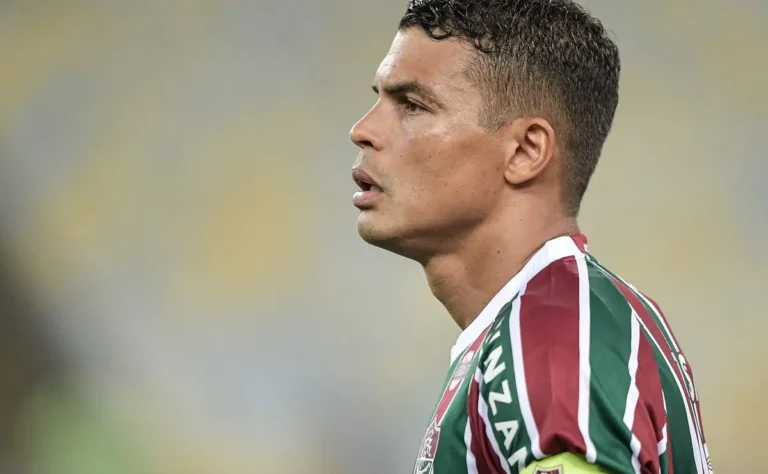 Renato Gaúcho define escalação: Thiago Silva no time titular do Fluminense contra o Juventude